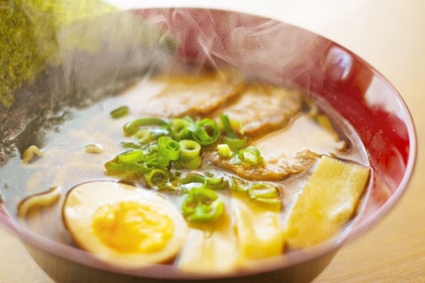 大阪で人気のラーメン店で働きませんか?経験者・未経験者は問いません☆働きやすさ重視の多様な制度あり!やりたいことや夢を叶えられる☆